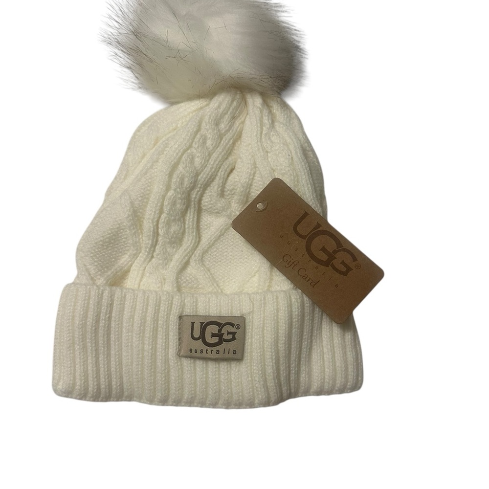 UGG Cream Cable Knit Beanie with Pom **NWT**